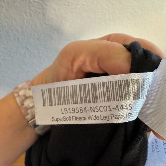 Quince SuperSoft Fleece Wide Leg Pant Womens Size Large Black Crop Lounge Comfy - Picture 7 of 7